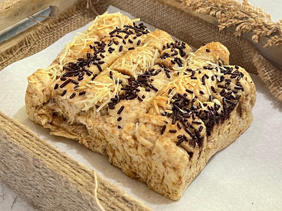 Roti Sobek Gandum Family Pack Pisang Coklat Keju